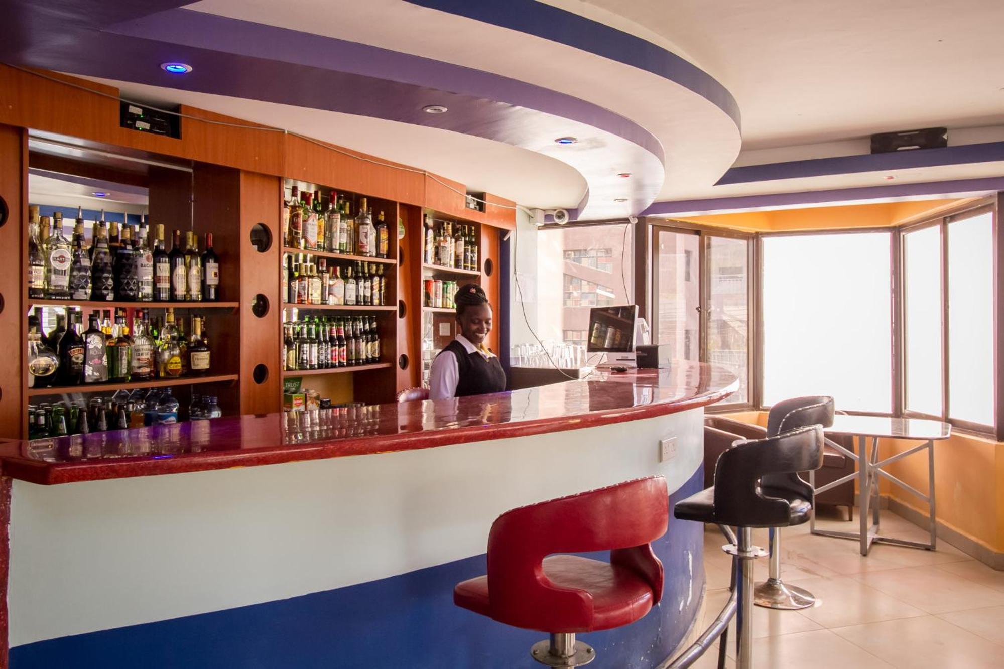 Paleo Hotel And Spa Thika Екстер'єр фото