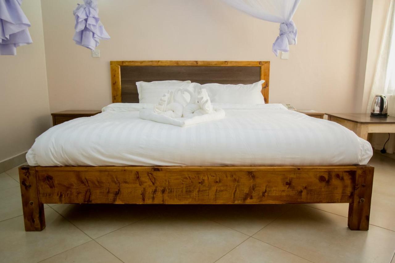 Paleo Hotel And Spa Thika Екстер'єр фото