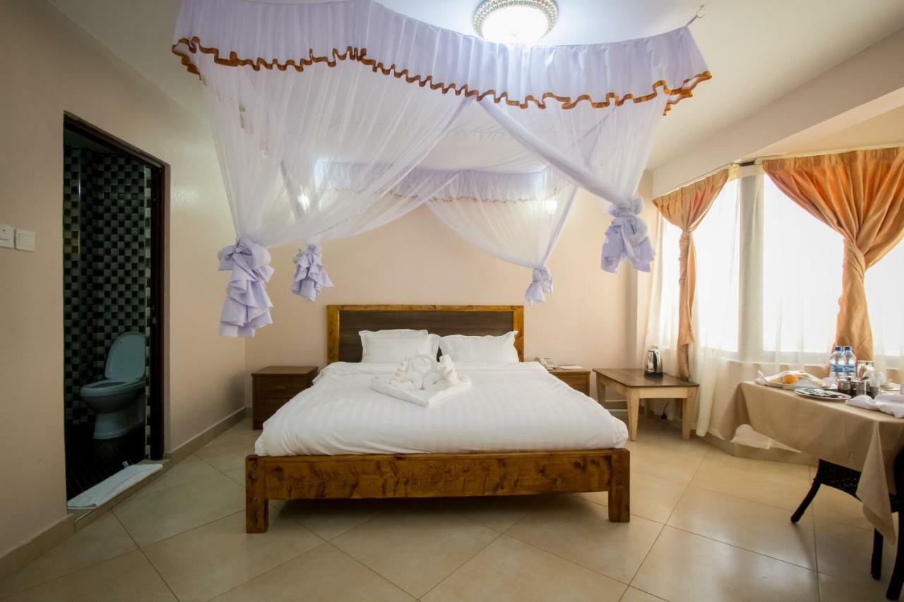 Paleo Hotel And Spa Thika Екстер'єр фото