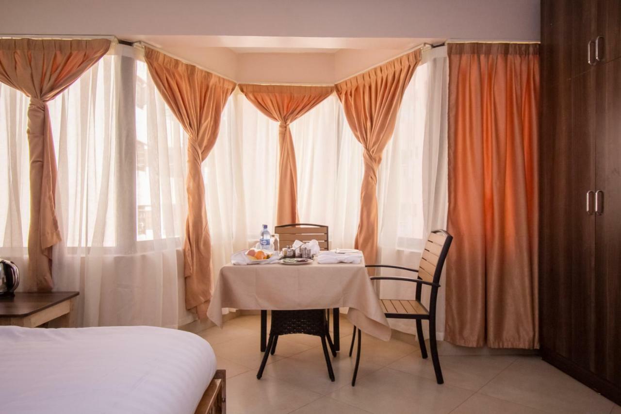 Paleo Hotel And Spa Thika Екстер'єр фото