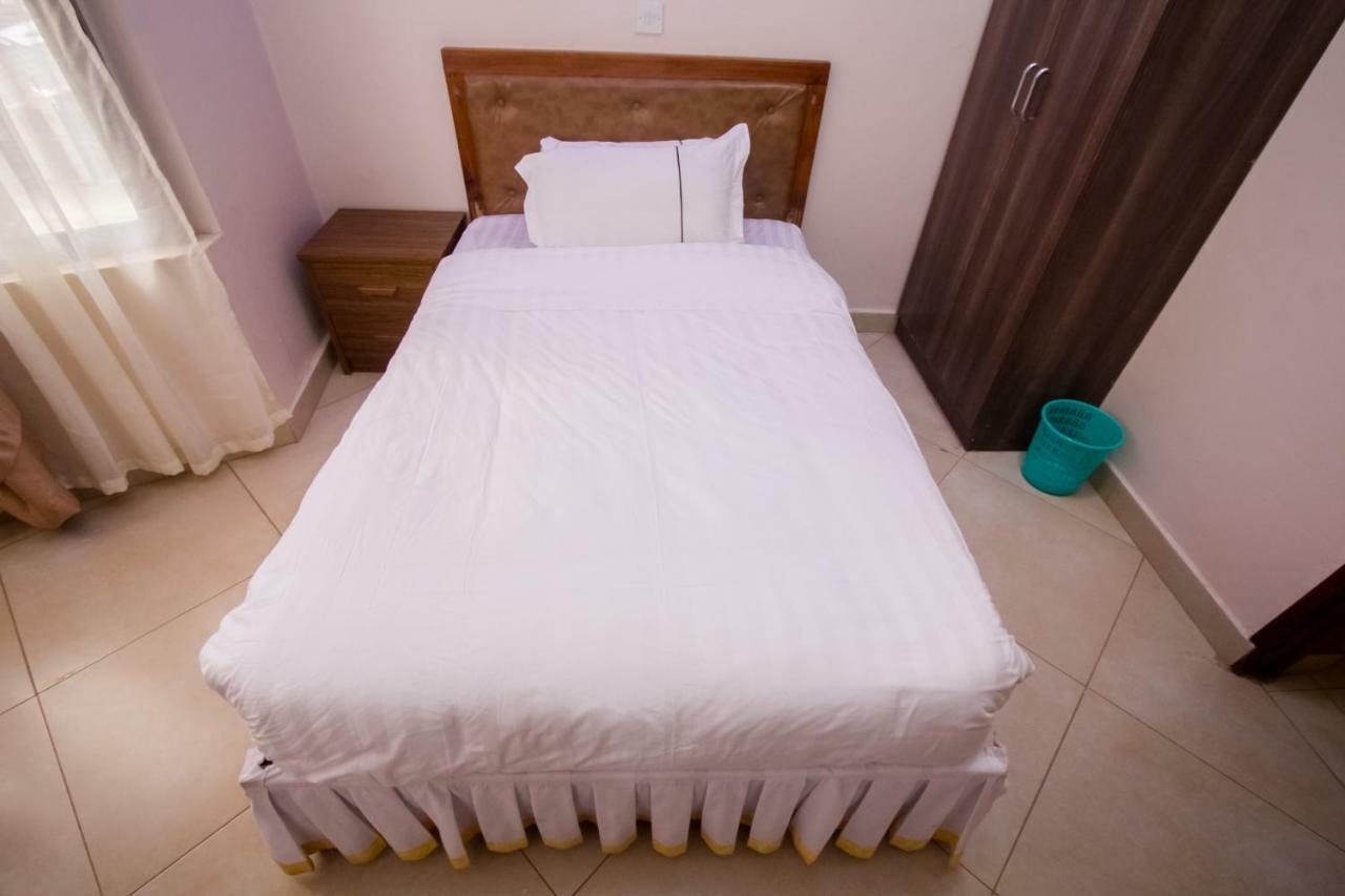 Paleo Hotel And Spa Thika Екстер'єр фото