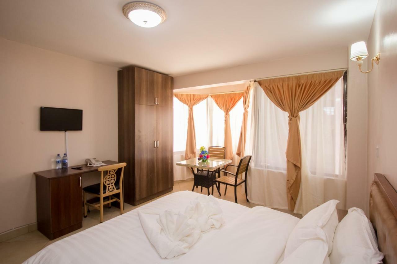 Paleo Hotel And Spa Thika Екстер'єр фото